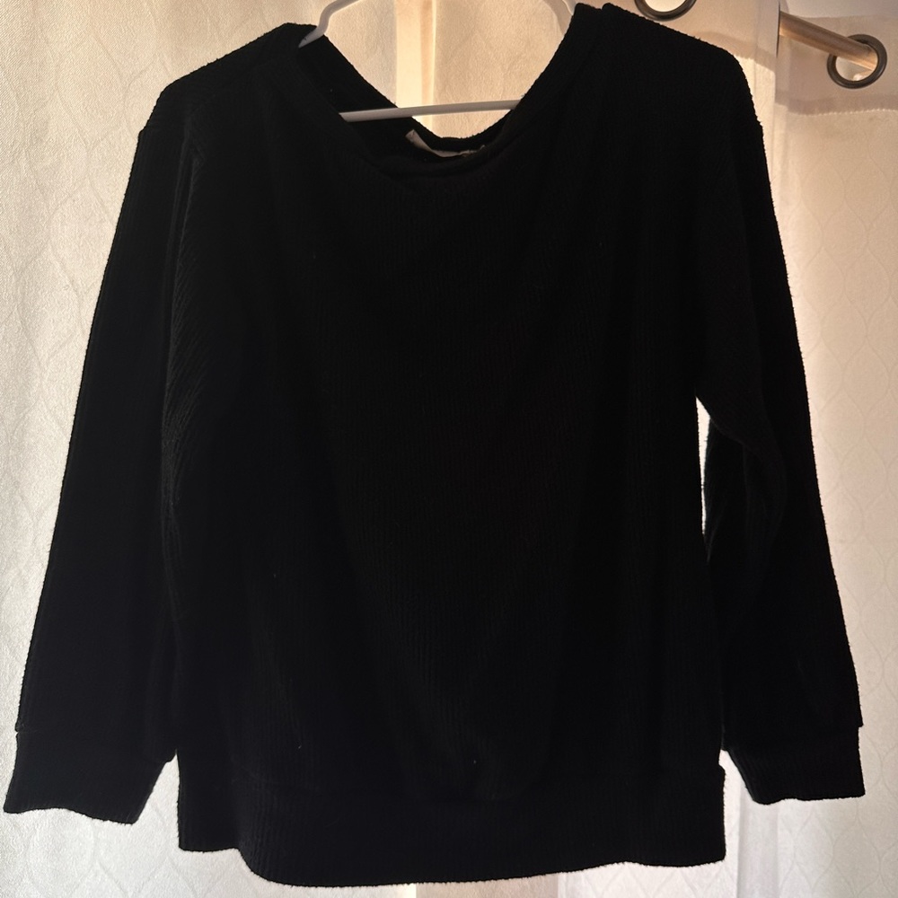 Black Lush Sweater Size M